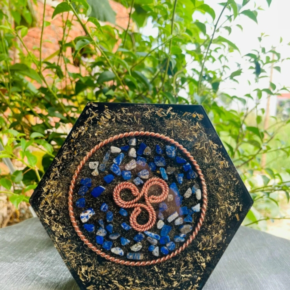 Handcrafted Orgonite Charging Plate with Torus Tesla 3 6 9