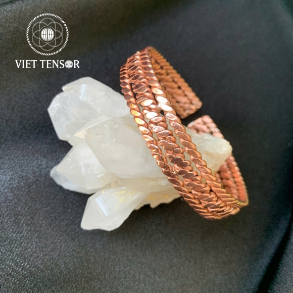 Double Flat 4 Twist Bracelet