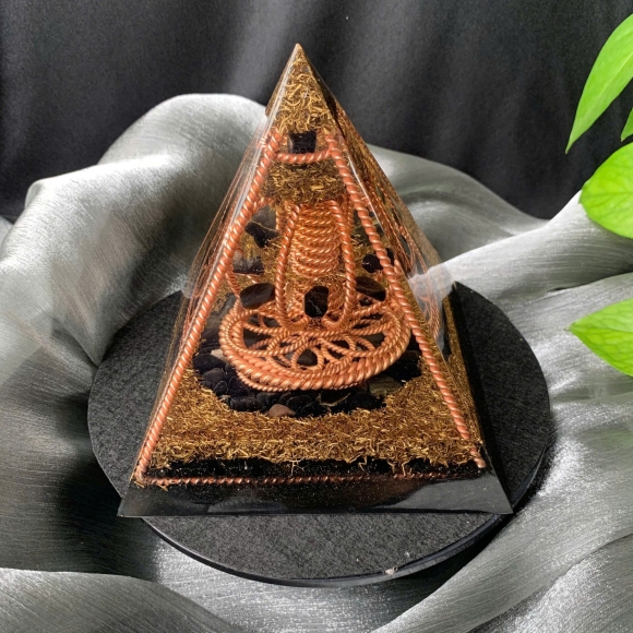Orgonite Harmonizer Pyramid